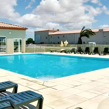 Maison Charmante A Avec Piscine Partagee בית נופש